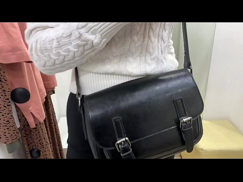 ❤️ Masturbation publique de la jeune salope FeralBerry avec un gode dans la cabine d'essayage ❤️❌ Porno beau at fr.quizfarmature.ru ❤